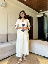 Kurta Gulista Embroidered Palazzo Set