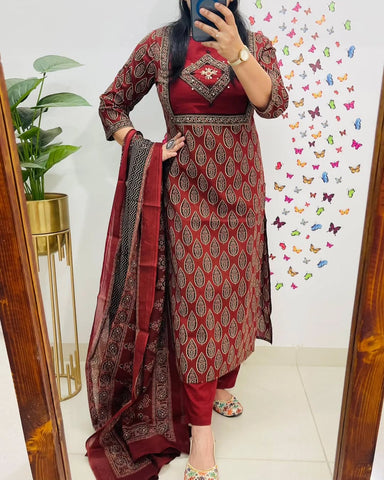 Elegant Maroon Block Print Cotton Suit Set